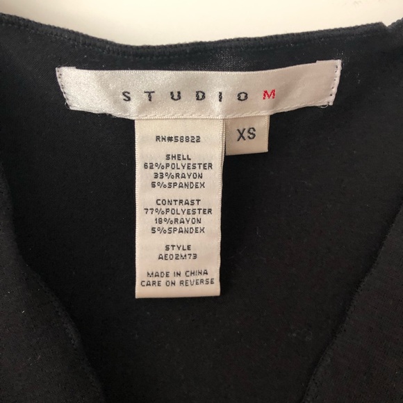 Studio M by Max Studio Sleeveless V-Neck Top - Picture 8 of 9